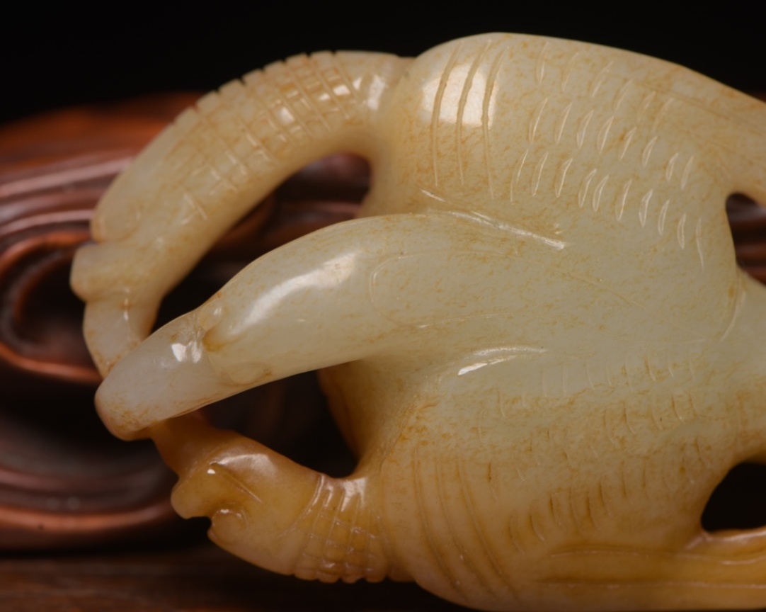 Old Beijing Natural Jade Artisan Carved Prosperity Bird Figurine Antique Carving detailed image 4